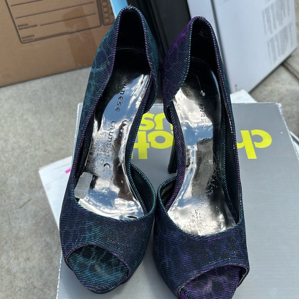 Purple blue iridescent